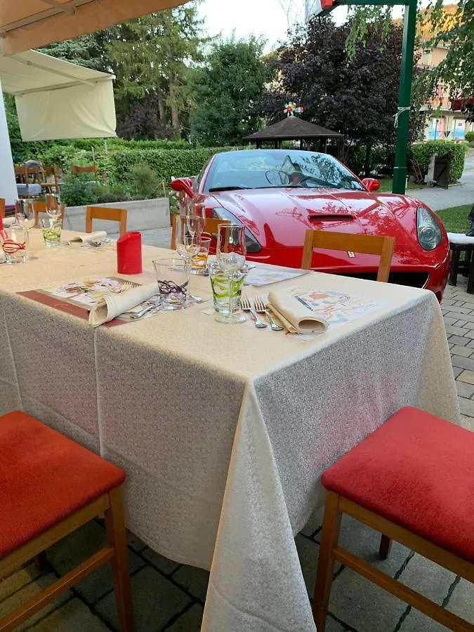 Locanda Da Cines Castelnovo ne' Monti 3*,
